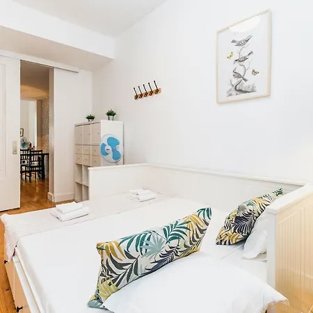 Santa Clara Pateo Apartman *