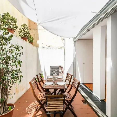 Santa Clara Pateo Apartment *
